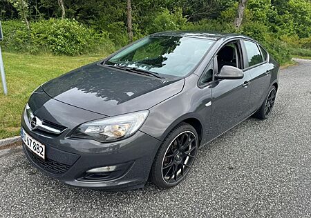 Opel Astra Sports Tourer 1.4 Turbo Active 103kW A...