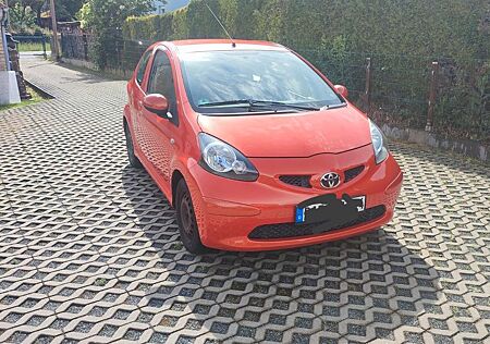 Toyota Aygo (X) Aygo (X) 1,0 -