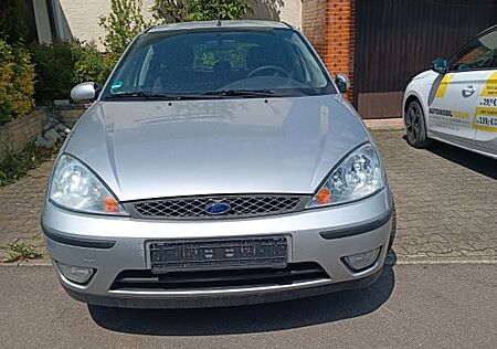 Ford Focus 1.6 -