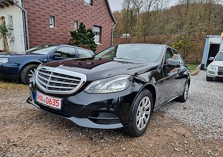 Mercedes-Benz E 200 CDI BlueEfficiency*1.HAND