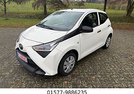 Toyota Aygo (X) Aygo (X)