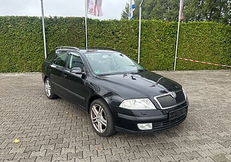 Skoda Octavia Combi Ambiente Schiebedach Xenon PDC