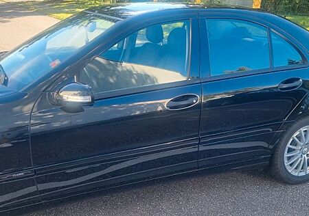 Mercedes-Benz CLA 180 C 180 compresor