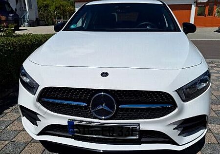 Mercedes-Benz A 250 e DCT -