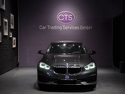 BMW 118 I/BUSINESS PAKET/CAR PLAY/2 HAND