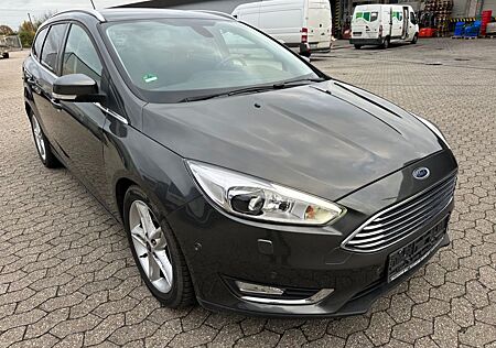 Ford Focus 92kW Business Automatik - Kamera - Navi