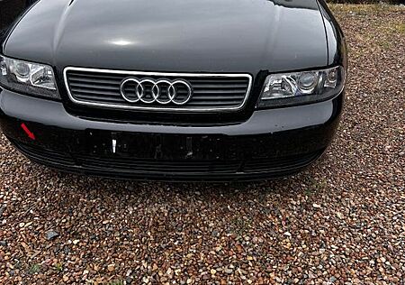 Audi A4 2.6 Avant tiptronic S4 Optik