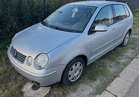 VW Polo Volkswagen 1.4 Highline 105.000 km TÜV 2026