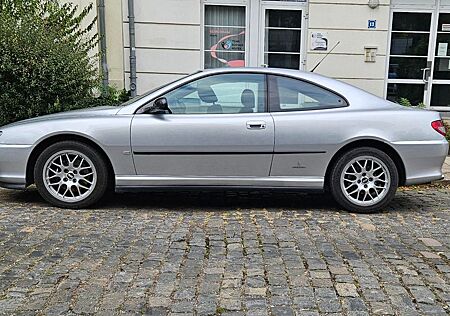 Peugeot 406 Coupe 3.0L V6 207 ps