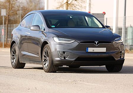 Tesla Model X 100D -