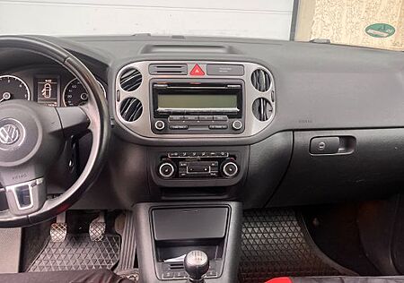 VW Tiguan Volkswagen 2.0 TDI SCR 4MOTION BMT Sport & Style...