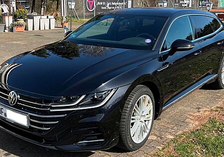 VW Arteon Volkswagen Shooting Brake eHybrid R-Line