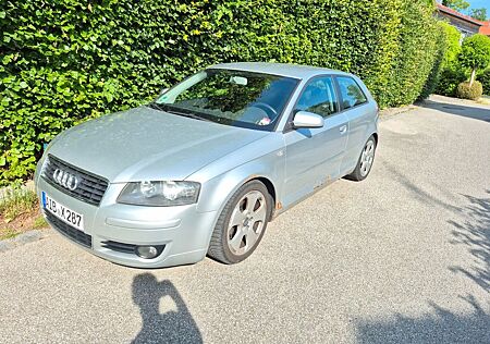 Audi A3 1.6 Ambiente TÜV bis 12/25
