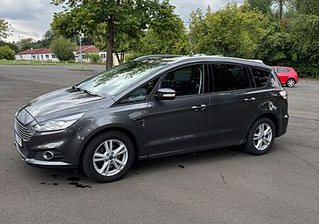 Ford S-Max 1,5 Eco Boost Start 7-Sitzer
