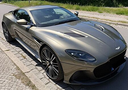 Aston Martin DBS Superleggera V12 /Arden Green /Carbon /B&O