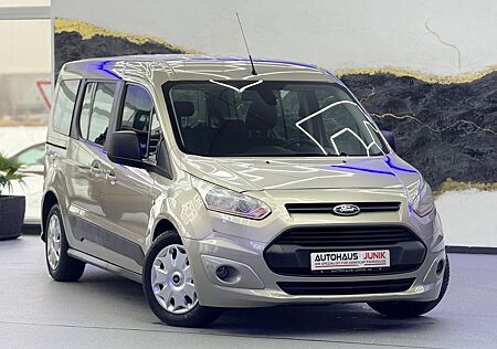 Ford Grand Tourneo - DSG-Behindertengerecht-Rampe