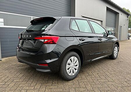 Skoda Fabia 1.0 TSI 95PS Selection 5-türig Rückf.Kamer