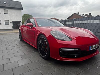 Porsche Panamera GTS GTS