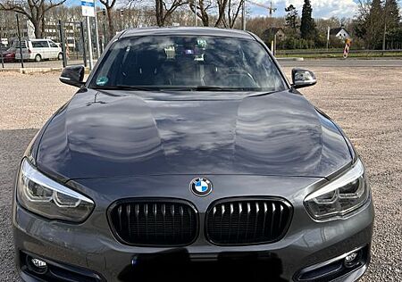 BMW 118i Sport Line Sport Line