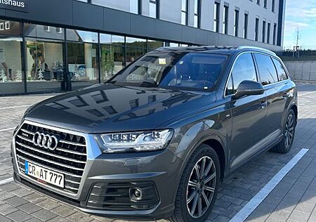 Audi Q7 3.0 TDI quattro tiptronic -