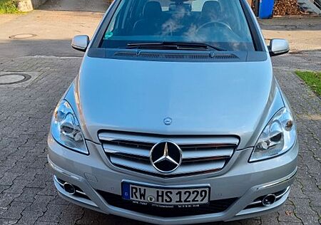 Mercedes-Benz B 180 CDI -