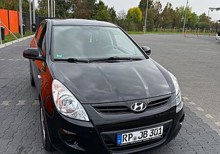 Hyundai i20 1.2 Uefa Euro Edition 2012