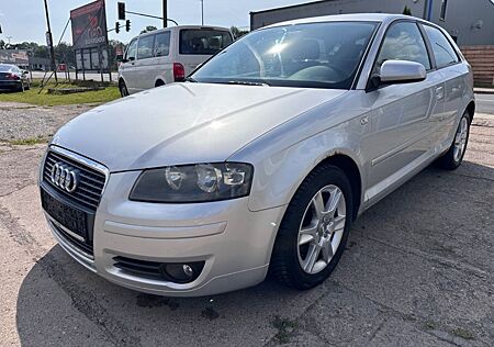 Audi A3 1.6 Attraction/Auto-Klima/