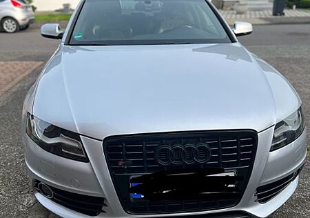 Audi A4 2.0 TDI (DPF) S line Avant S line