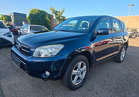 Toyota RAV 4 2.0-l-VVT-i 4x4 klima