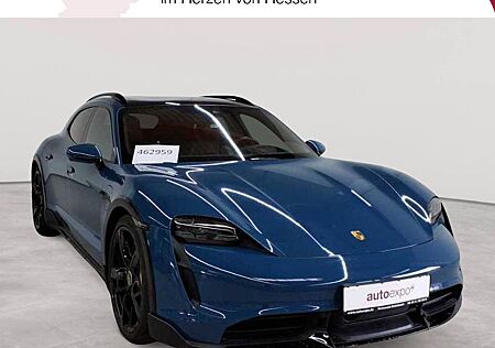 Porsche Taycan Turbo S Cross Turismo PDCC