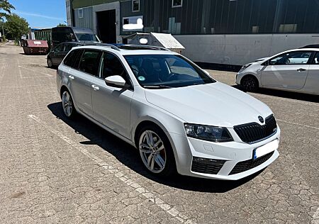 Skoda Octavia 2.0 TDI DSG RS Combi RS