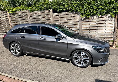 Mercedes-Benz CLA 200 Shooting Brake -