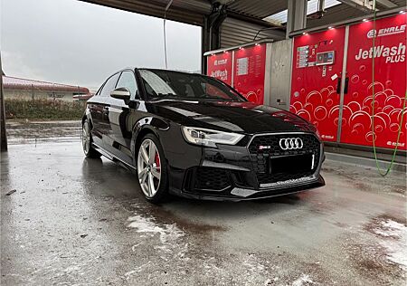 Audi RS3 2.5 TFSI S tronic quattro -