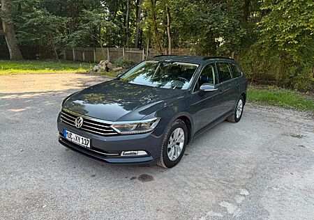 VW Passat Variant Volkswagen 2.0 TDI SCR DSG Comfortline V...