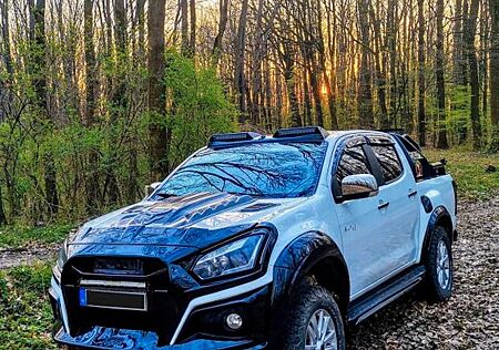 Isuzu D-Max unic XTR Pickup 4x4 Off-Road Budapest
