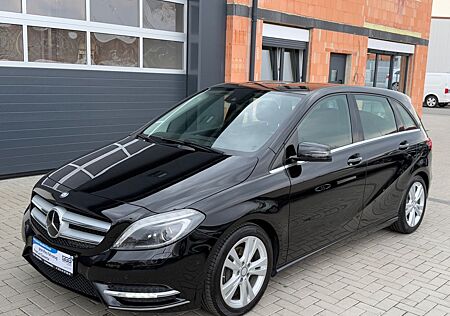 Mercedes-Benz B 200 *XENON*NAVI*TEMPO*EURO6*SPORTPAKET*