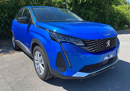Peugeot 3008 BlueHDi 130 Active Autom. LED 360° Kam Navi