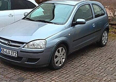 Opel Corsa 1.2 -