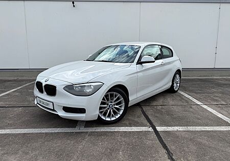 BMW 118 gebraucht kaufen BMW 118d Lim. 3-trg.*SHZ*NAVI*PDC*SEHR GEPFLEGT*