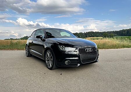 Audi A1 1.4 TFSI Leder Navi Xenon Bose Alu Checkheft