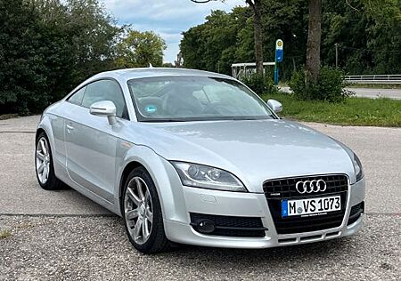 Audi TT Coupe 3.2