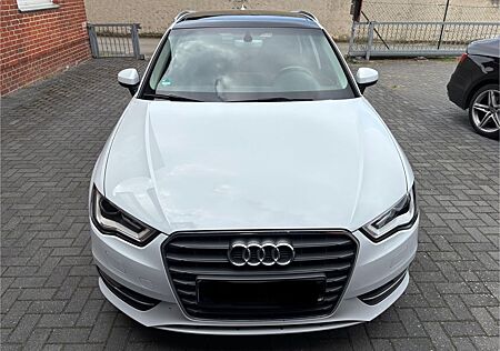 Audi A3 1.4 TFSI Ambiente Sportback Ambiente