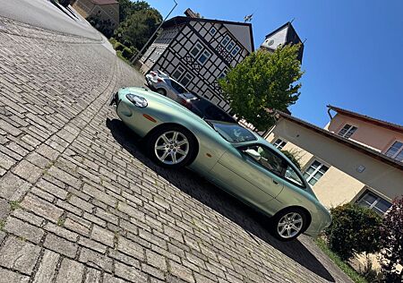 Jaguar XK8 Coupe Coupe