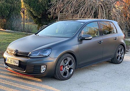 VW Golf Volkswagen 2.0 TSI DSG GTI GTI