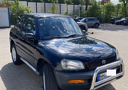 Toyota RAV 4 -Kult 2.HD