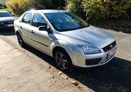 Ford Focus 1,6 AUTOMATIK KLIMA