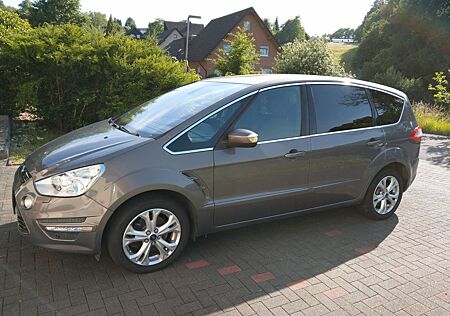 Ford S-Max 1,6 EcoBoost Titanium Titanium
