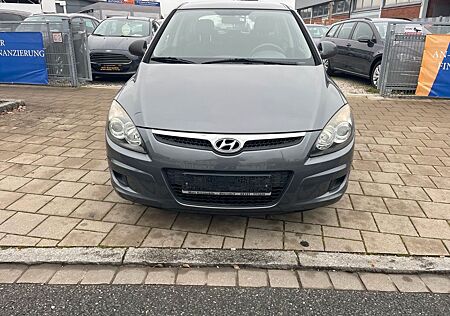 Hyundai i30 blue 1.4 Comfort