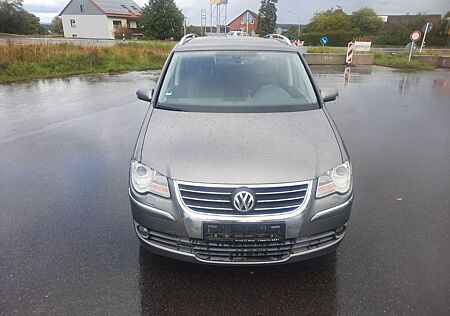 VW Touran Volkswagen 2.0 TDI 125 kW DPF Highline/Tüv Neu/NAVI