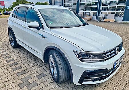 VW Tiguan Volkswagen R-Line Standhzg Leder 4-Motion HUD ACC Kamera